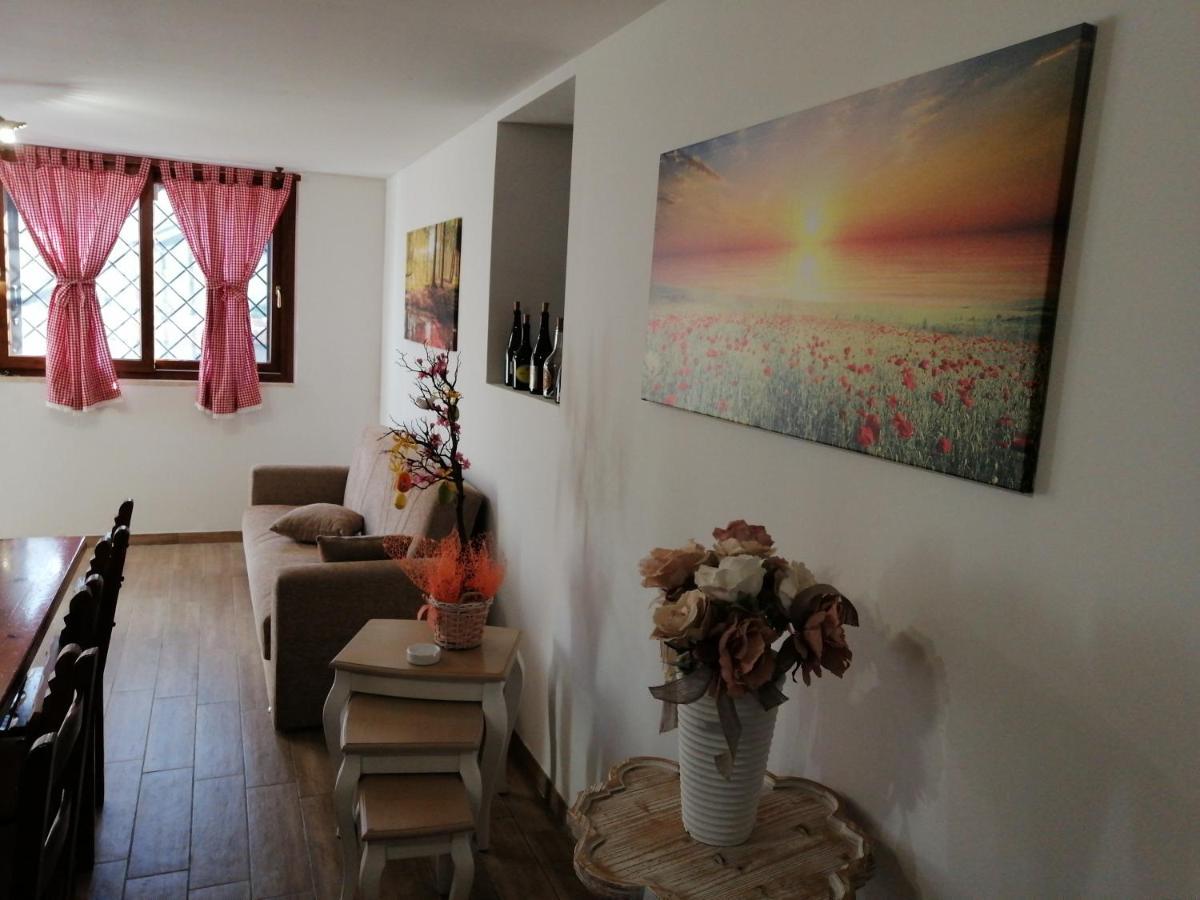 La Casa Del Borgo-Intero Appartamento Latina Extérieur photo
