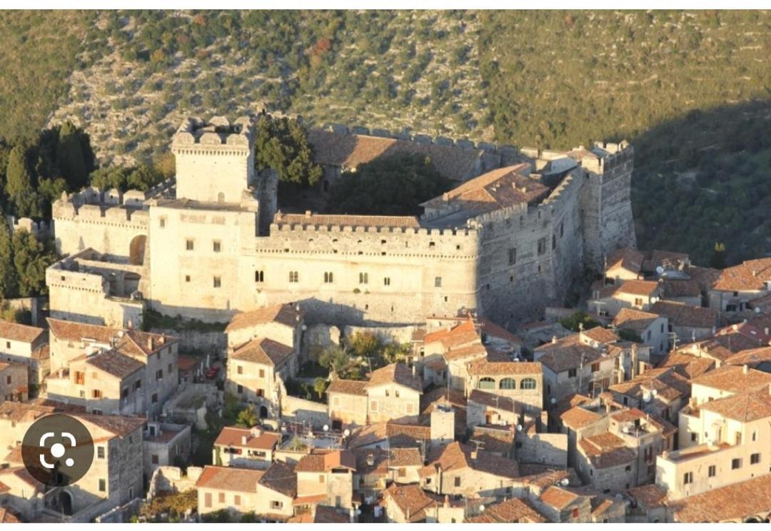 La Casa Del Borgo-Intero Appartamento Latina Extérieur photo