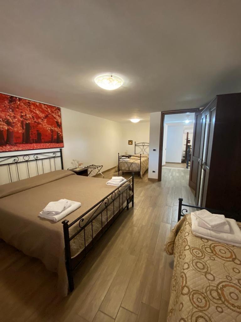 La Casa Del Borgo-Intero Appartamento Latina Extérieur photo